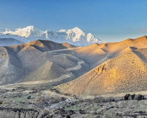 How to Reach Upper Mustang
