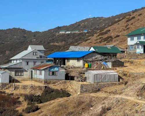 Food and Accommodation on Pikey Peak Trek