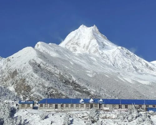 Eighth-highest peak Mount Manaslu