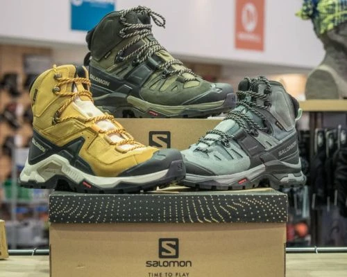 Which Hiking Boots To Wear For Everest Base Camp