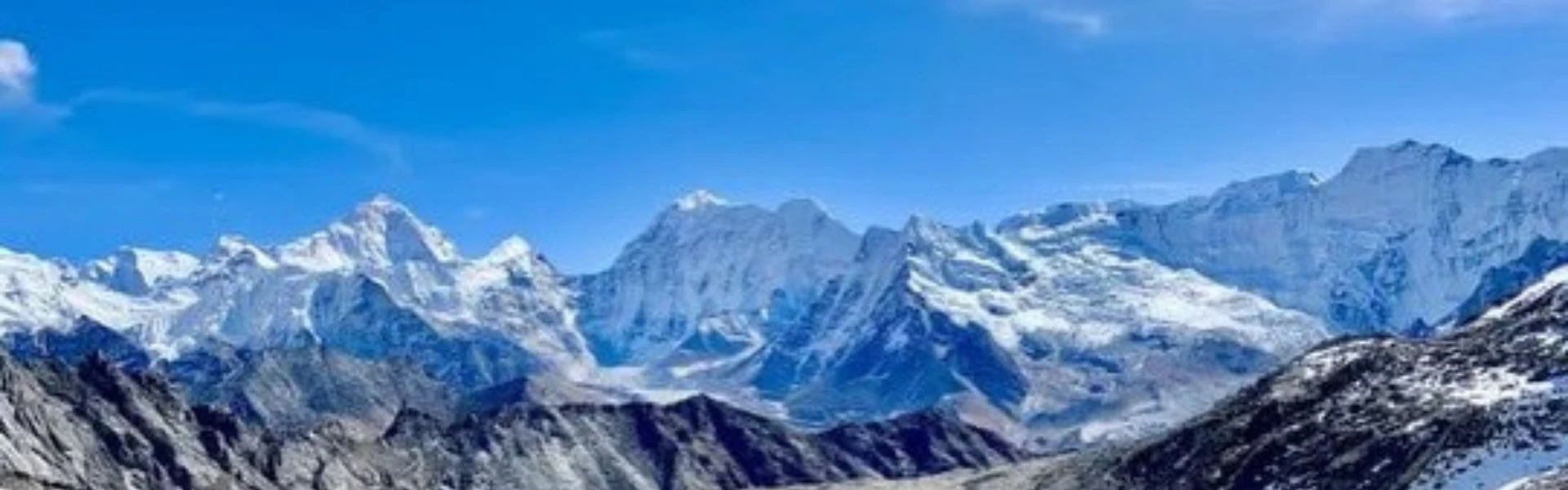 communication and internet on Nepal treks