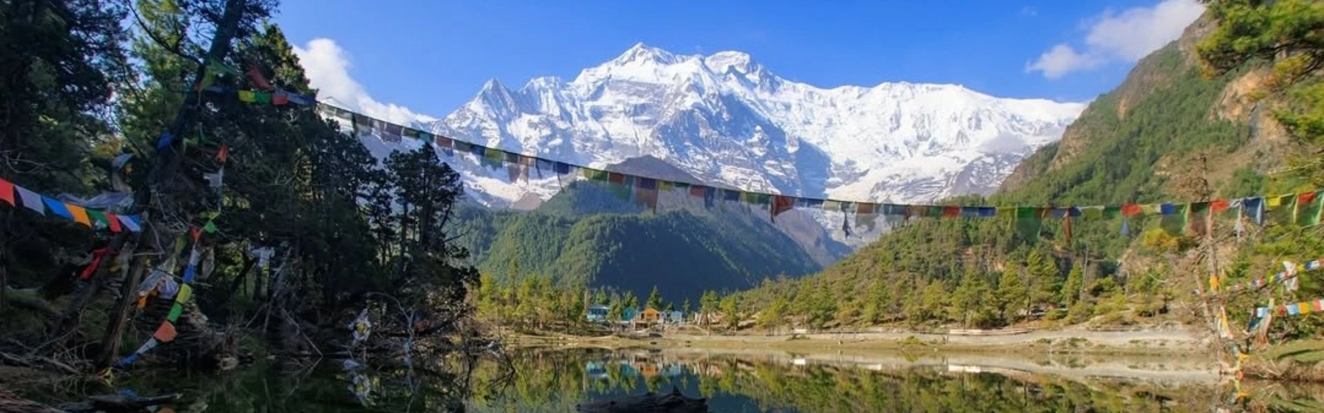 Trek to the Annapurna Circuit in May
