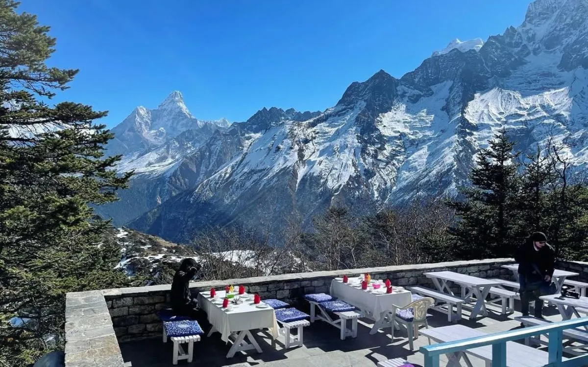 Luxury Everest View Trek