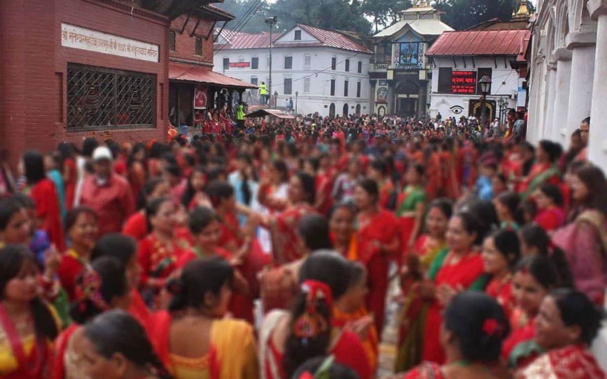 celebrtaing teej in pashupati