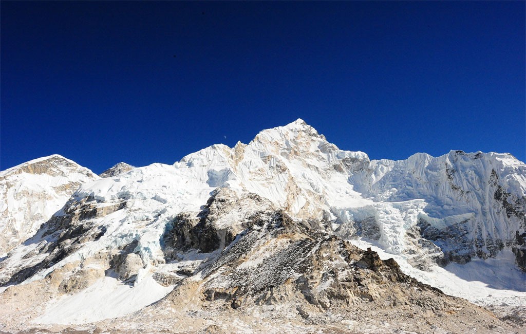 Best Time to Go Everest Base Camp Trek: Seasonal Tips & Guide